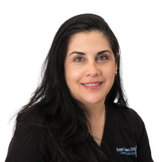 Portrait of Mayte Vidal, bilingual dental hygienist at Rafael E. Cordero DDS PA with over 6 years of patient care experience