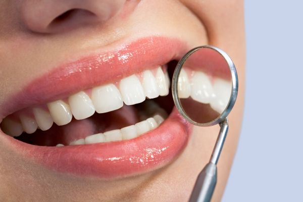 Visit A Periodontist  For A Cleaning  If You Have These Signs Of Gum Disease